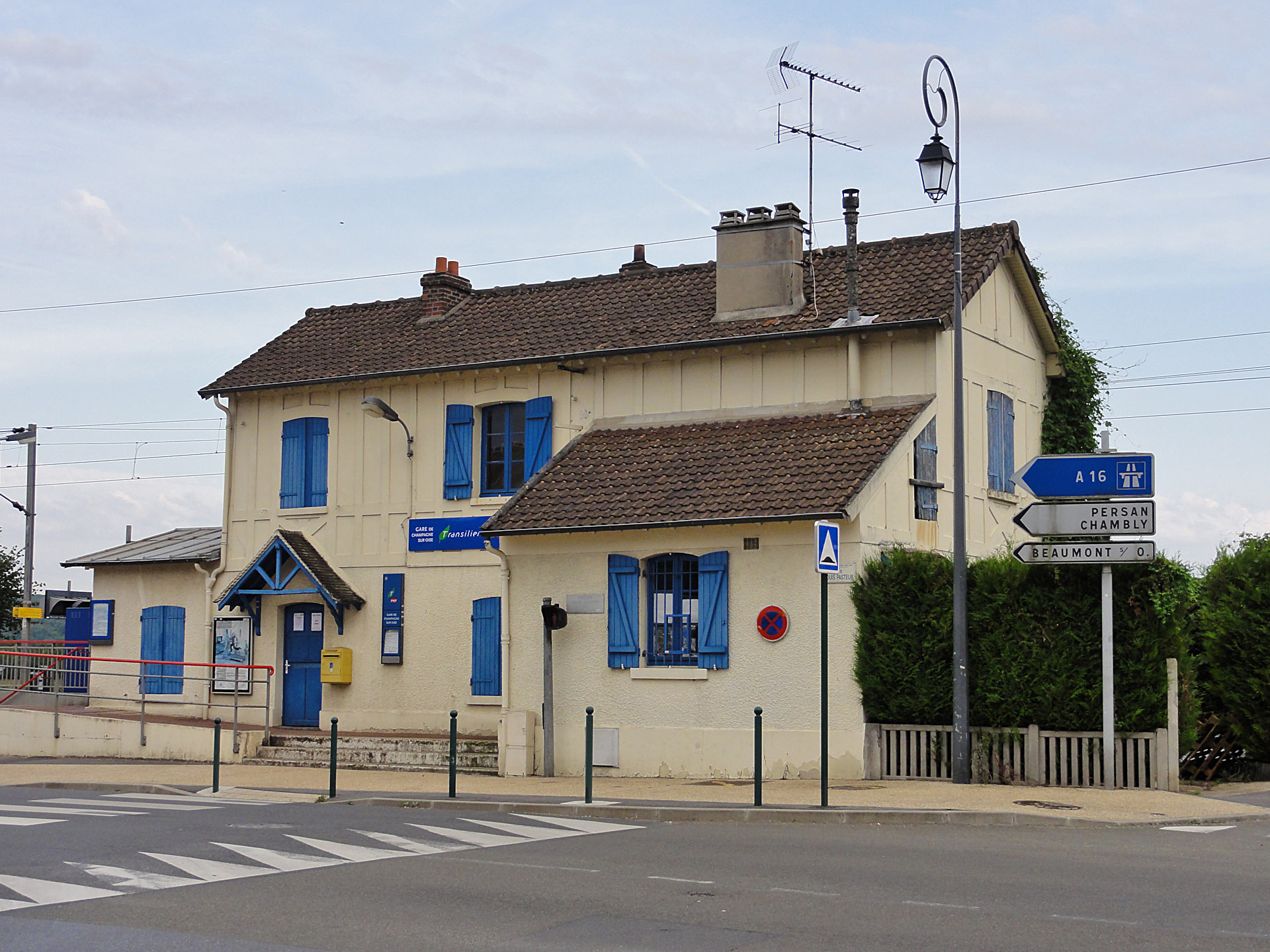 Téléphone fourriere CHAMPAGNE SUR OISE voiture SARL CODRA