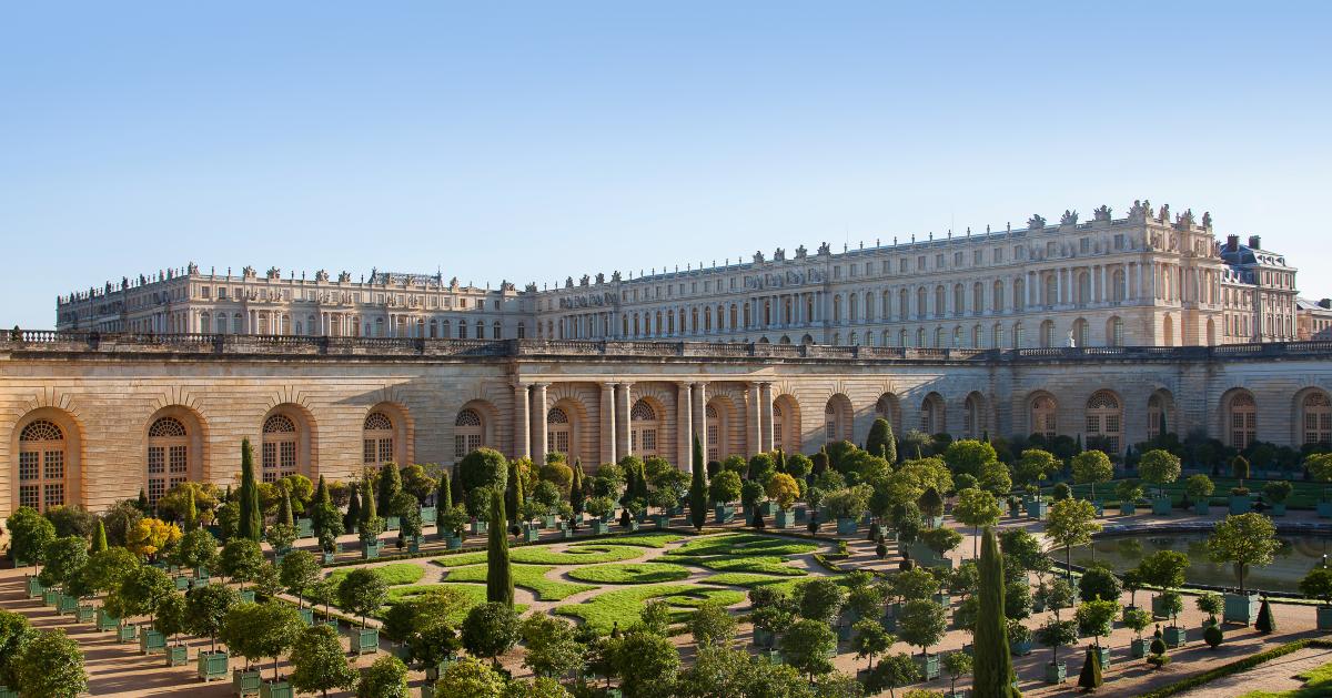 S.E.F.A.(Societe d'Exploitation de Fourriere Automobile) VERSAILLES